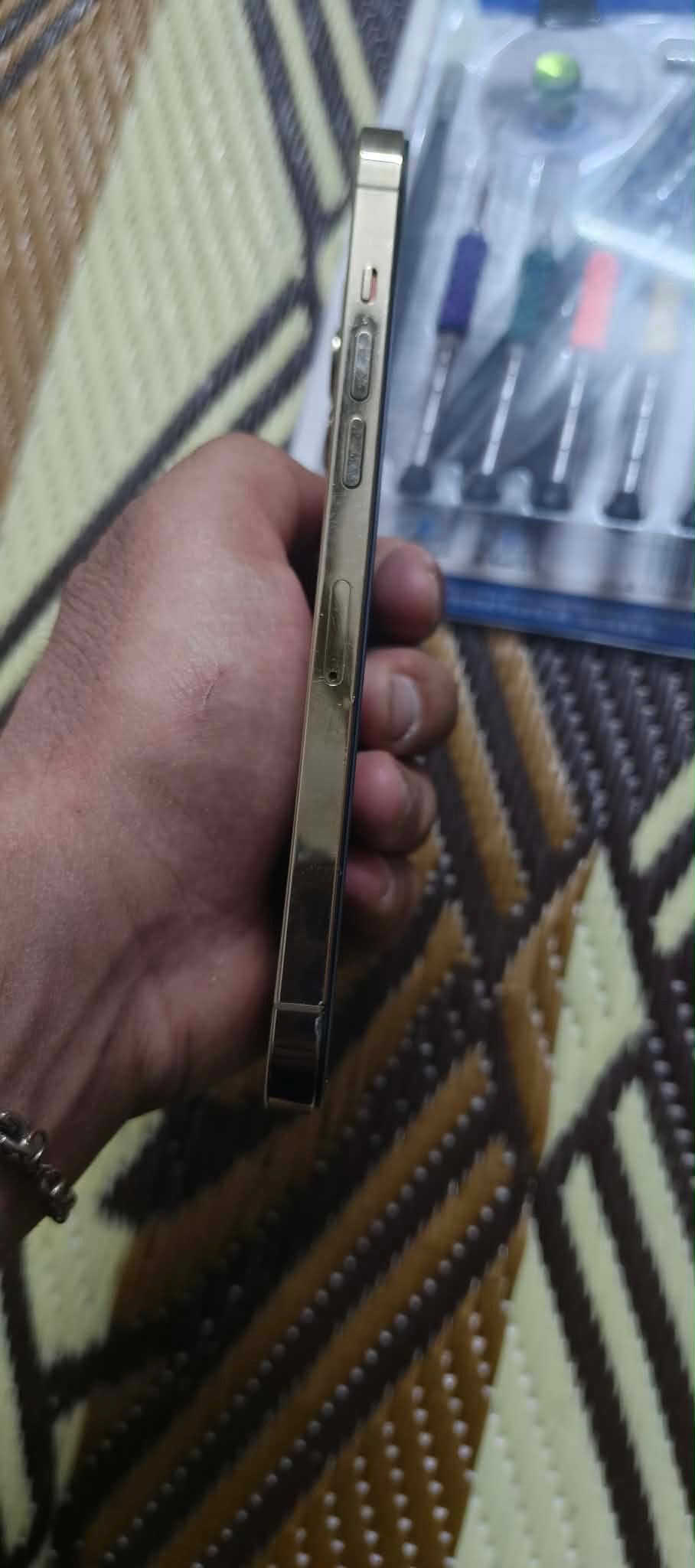 سلام عليكم ايفون 12 برو ماكس للبيع جهاز حاسبه نورمان مبدل شاشه فقط وكامره 05 فجه راحت فيس ايدي يرادله برمجه سعرو مناسب الي يخدمه الجهاز يدلل عليه وتحياتي للكل هاذه رقمي ***********