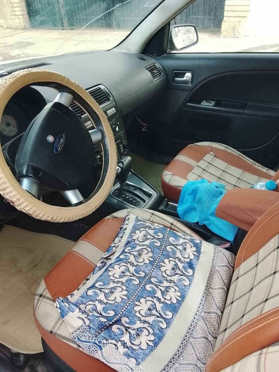 للبيع مونديو 2007 گير ومكينه كامري بيها ملاحظات بسيطه ***********
المكان الدوره فلكة أبو دشير
