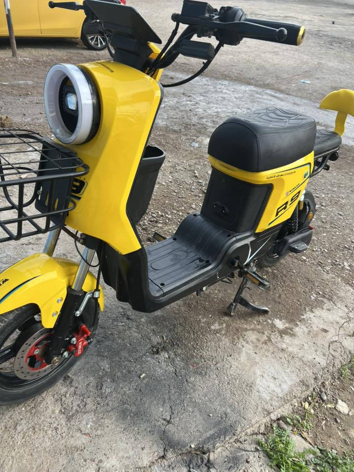 ماطور شحن للبيع 2025 R9 جديد حيل ع شركة مابي نقص جديد بطاريات الولي ٣٢ أمبير عل فحص ما تأخذ إذا ما تفحص ما متعوب نضام بك دبل إشارة تشغيل عن بعد نضام كرت السعر ٤٠٠ بي مجال العنوان ديالى ابي صيدا ***********
