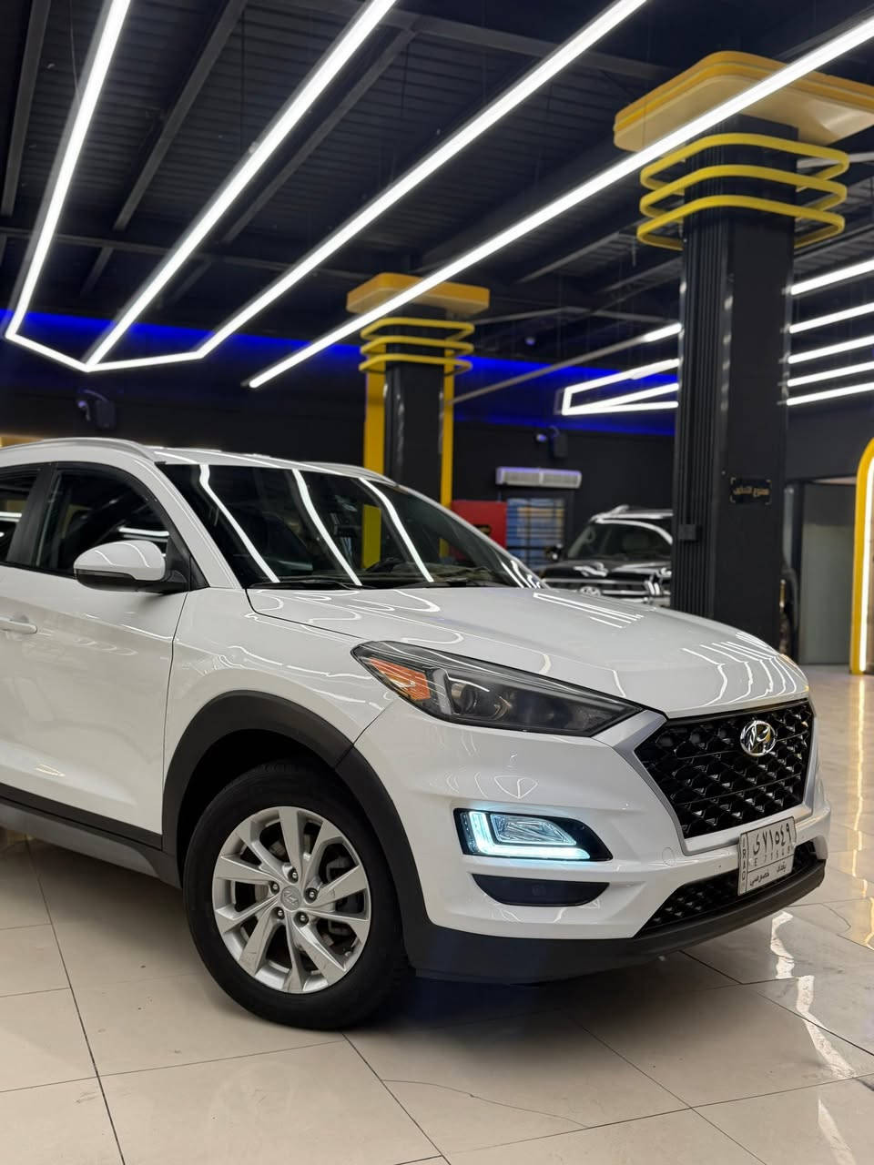 اسلام عليكم

توسان وارد امريكي. موديل 2019 

موصفات 

فور ويل  مكينه. 2400 

اوتو هولد 

انظمه قياده 

كامره 

شاشه

تحديد مسار 

حادثه. فقط بارد في الجاملغ الايمن يعني كلين 

 

عليهه تخم تاير جديد 

سيرفس كامل 

 مكان السياره بغداد.الزعفرانية 

سعرهه.  158.  وبيهه مجال. 

رقمي. *********** 

السيارة على ايدي من تاريخ الاستيراد الى اليوم بسنة 20 جبتة والى هذا اليوم على ايدي برغي نقص مابية سيارة جديدة بمعنى الكلمة 
الشراي يتصل.
