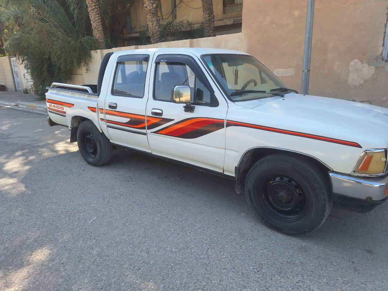 يالله 
السلام عليكم 
بيكم تيوتا مديل 91 بيع فقط السياره بأسمنا 
مصبوغه عام للجماليه فقط يراد الها شويه ترتيبات 

السعر : 35 وبيه مجال كلش قليل 
للاستفسار: ‭0782 507 2185
