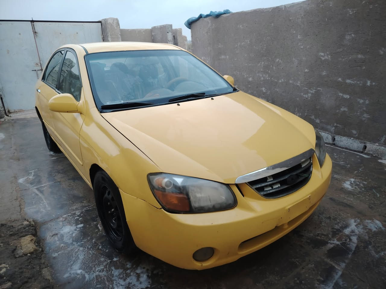 السلام عليكم
كيا سبكترا موديل 2006  رقم كربلاء محرك 2000
 مكفوله مصفره هيئه وغرامات  السعر 70 وبيها مجال
للتواصل ***********
