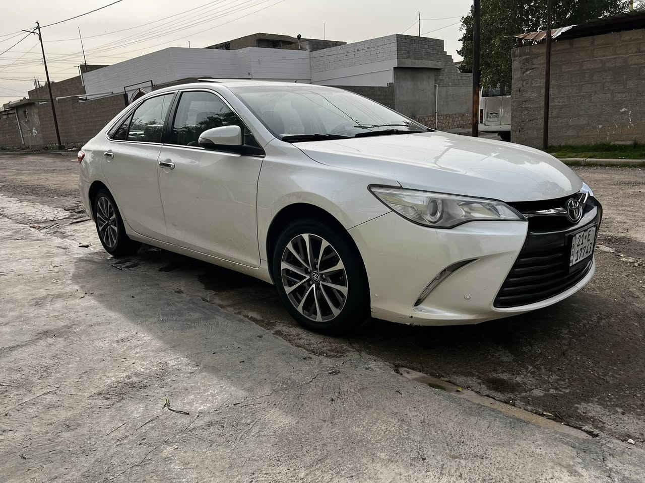 كامري خليجي رقم سليمانية
موديل 16 ماشية 138 الف كيلو متر
السيارة فول سلايت بصمة تشغيل عن بعد
كشن كهربائي برده خلفية 
كير محرك تبريد بشرط سيارة جاهزة
تخم تاير صدر بطاقة بنزين بيها سنوية بسمي
السعر 175وبيها مجال مكان السيارة كركوك
***********
