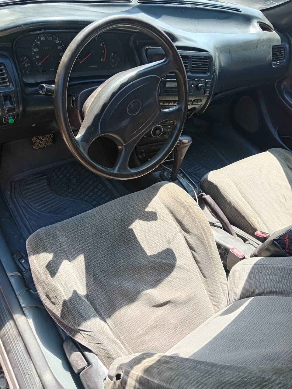 السلام عليكم. كورلا ٩٢ رقم انبارانكليزي مشروع وطني سنويه لل٣٠كيرمحرك صدر كله تمام سياره بيهه جراد وصبغ اثرشخوط بدون دواخل. سعر٤٧ بيهه مجال مكانهه ديالى المقداديه موبايل ***********
