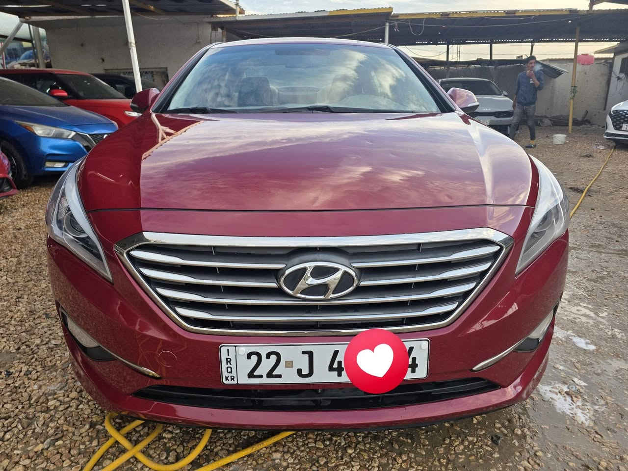 سوناتا خليجي 16 ماشيه 95 الف مكينه 2400 دوش مامفتوحه 
المواصفات الشركة العامه رقم اربيل بسمي تحويل وكاله جاهز سنويه 30 .....  السياره موجوده في الديوانية 

بيه بعض الملاحظات بسيطه  .... السعر  140 وبيها مجال بسيط 

***********......
