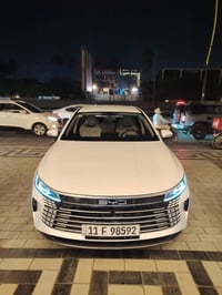 دستروير ٢٠٢٥ رقم بغداد لون ابيض داخل ابيض  عداد المسافة // HEV 1240 EV...