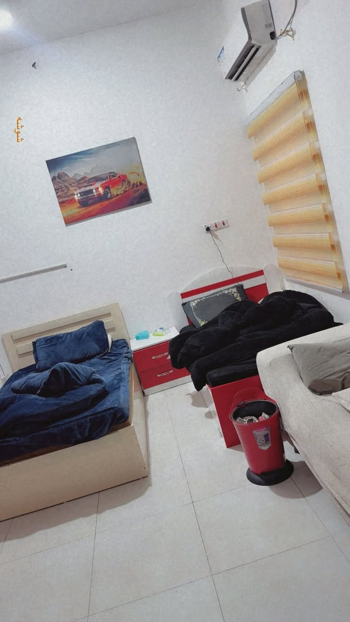 � بيت للإيجار مؤثث
📍 العنوان: السنيدية

* 4 غرف
* مؤثث بالكامل
* مناسب للعوائل

💰 بدل الإيجار: 1,200,000 دينار عراقي شهرياً

للاستفسار والمعاينة:
📞 ***********

نتمنى لكم التوفيق في العثور على السكن المناسب
