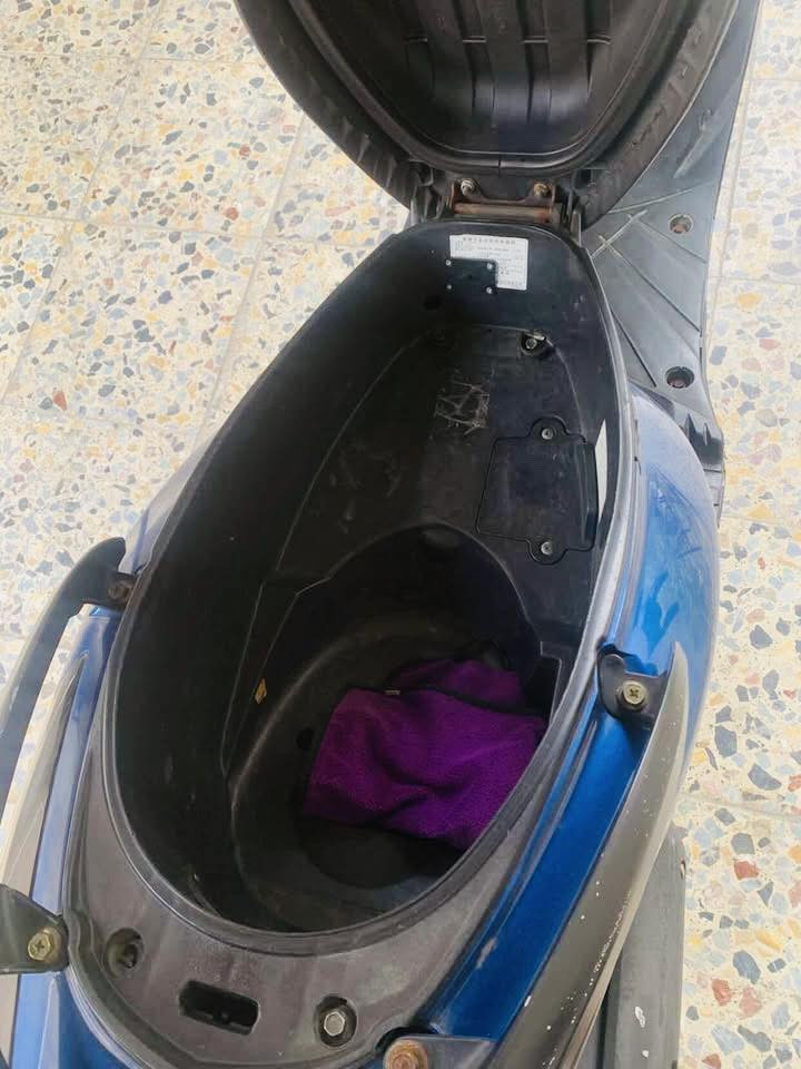 السلام عليكم دراجه ثعلب رمبه نوزل كلشي بلادي بيهه مكينه كلجات رياضي حساس شوته حساس بانزين حساس جنطه دبلات شغاله المكان الحريه جسر دباش الرقم ***********
