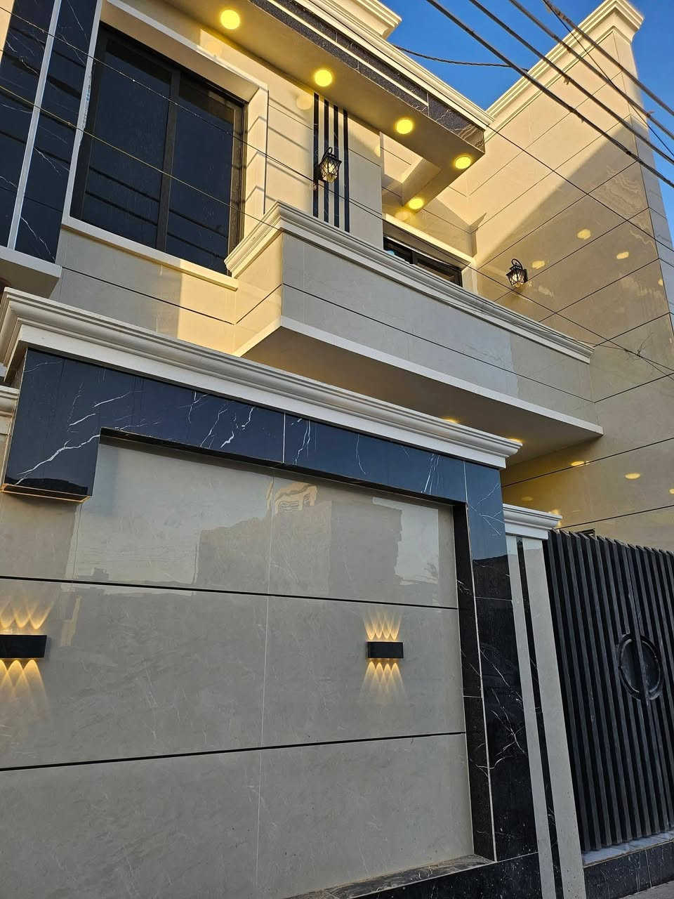 بسم الله ماشاءالله
🏠#دار_للبيع   100متر واجهيه 6،25متر نزال 16متر
  طابقين   بناء حديث وتصميم متكامل ✨️

يحتوي البيت. ع[3غرف نوم -استقبال -صحيات عدد 2- صالة- ومطبخ] البيت شغل درجة اولى 

مع الخدمات[ماي-كهرباء-تبليط]✨️

🔴ملاحضه البيت جاهز للسكن 🔑

⬅️نوع العقار  طابو زراعي سند 25 اقرار محكمه 

⬅️العنوان #بغداد_الدوره_البوعيثه   
       مجمع الحليم 
🔴للاستفسار  خاص او الاتصال ع  الرقم 
☎️***********
☎️***********
☎️***********
