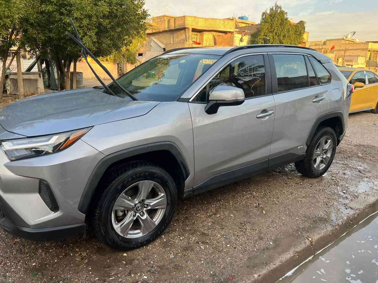 راف فور للبيع موديل 23فئهxleهايبردحادثهه مكلوبه صور الحادث بالمنشور مرقم وكامله باسمي السيارة بغداد م الصدر السعر 147الشراي يتصل على هذا الرقم ***********اخوان وكلشي موجود بالسوك وكلمني وسعره
