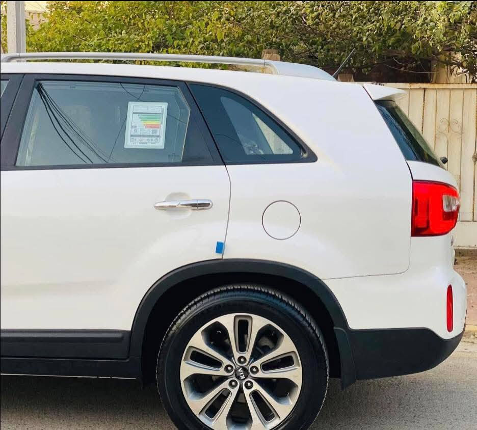 السلام عليكم سورنتو كلين بدون ضرر للبيع او مراوس بسياره اقل موديل ٢٠١٣ شكل ال١٥ خليجي فول بس بدون بصمه فول نضافه محرك ٦ نشاط فول شرط كير ومحرك ٧راكب تبريد ثلاث قطع نضام ايكو مري شفط أشاير بالمري اضواء ترحيب علامة سورنتو بل دوسه كشنات كهرباء حساسات كامره خلفيه  اصل شركه بردات شركه سقف بنورامه تايرات جدد صدر جديد رقم سليمانيه الجديد  السعر (١٨٥) وبيها مجال  رجآ ألي مايعجبو المنشور يعبر بحترام  ولا تنطي اسعار من عندك خابر وتدلل *********** الشراي يتصل مكان السياره الشرقاط
