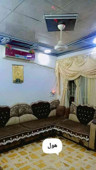 الدار للبيع 150متر سند ملك صرف 
 يحتوى على غرفة استقبال ومطبخ وصاله خارجي وداخلي معزول وغرفين نوم وبيتونه  وصحيات 
الواجهه 7 ونص 
العنوان حي السماح الاركان قرب من  محطه المشاعل 
اتصال على رقم 👇
***********
