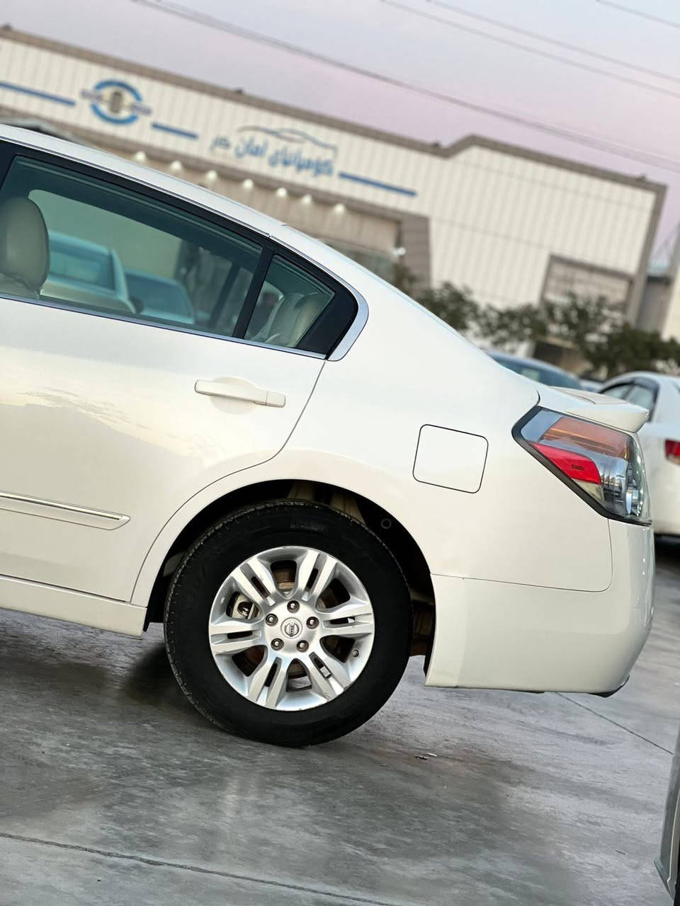 نيسان التيما 2011 فول الفول . اوتماتيك
سلیمانیه . سنويتها 2029 شرط التحويل
فتحه . نظام صوت . كشنات جلد . لايتات زينون
سياره مكفوله لاصبغ ولابااااااارد
گير . محرك . حداديه . تايرات . كلها جديد
***********
عنوان . كلار 
سعر 127 وبيها مجال
