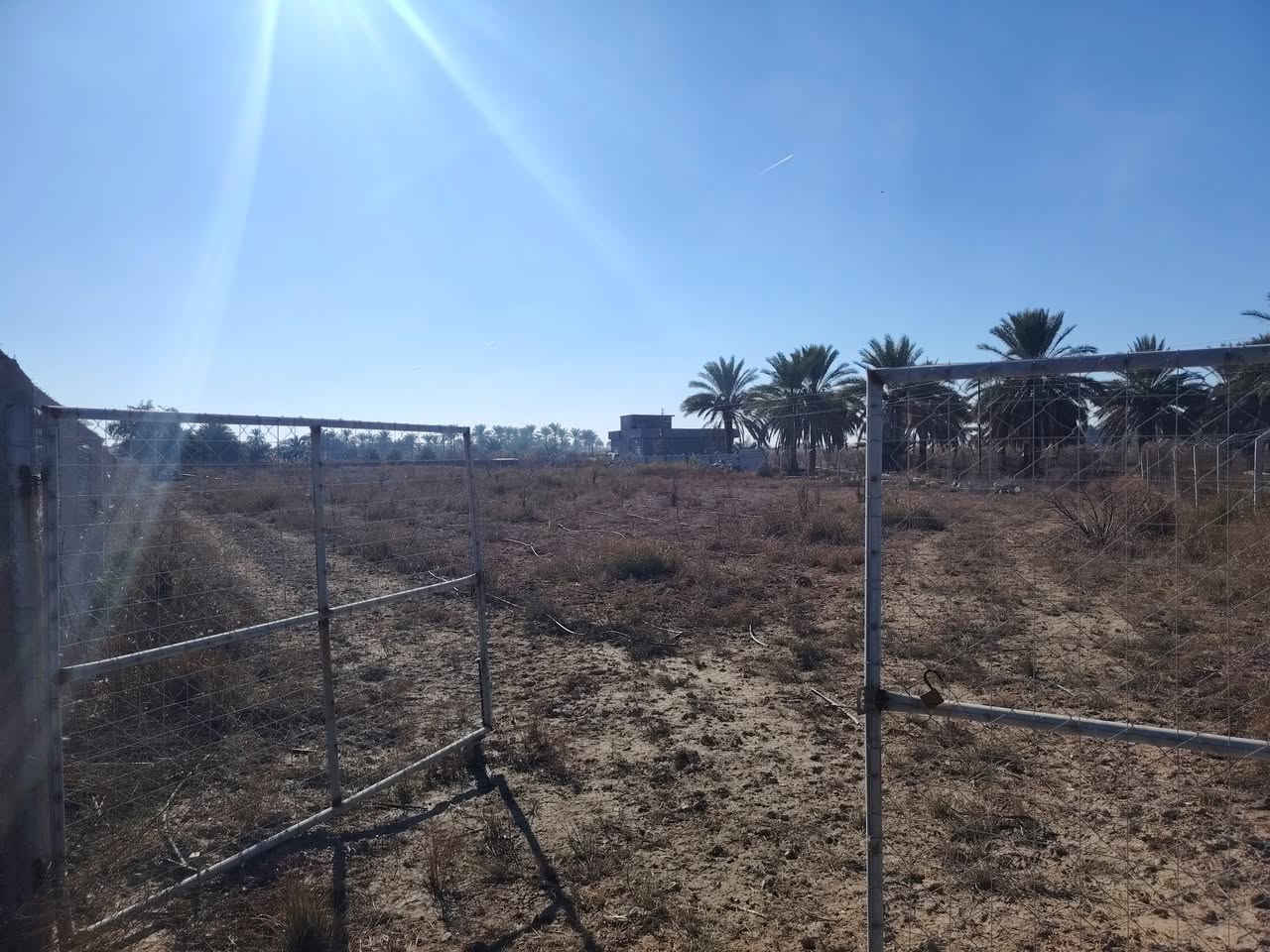 سلام عليكم
أرض زراعيه للبيع
الموقع صلاح الدين قضاء بلد بين مدخل 2 ومدخل 1
تفاصيل الأرض
جنس عقار ملك طابو زراعي سند ٢٥
المساحه دونم ٢٥٠٠ متر
الواجهه ٧٠ متر
النزال ٣٥ متر
للاستفسار الاتصال على الأرقام التاليه
***********
***********
او مراجعة مكتب التمار للعقار الواقع شارع المحطه محلات الحاج عدنان
