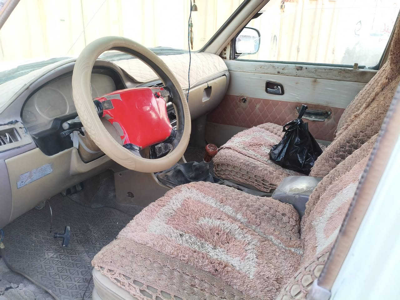 سلام عليكم بيكم دير موديل 2006 بخاخ دشبول نفخ

 رقم بابل (سياره مدفوع غرامات وضرايب ) مكفوله

 من ضربه وتبديل كير ومحرك شاصي اكسن شرط تخم

 تاير داخل نضيف سياره حلوه مال المكان الديوانية السعر 40وبيها حك جيه الاستفسار اتصل ***********,,
