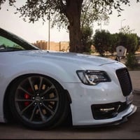 اوباما 5700 فول 300S   وارد امريكي حادث فقط باب خلفي بدون ايرباك   دعا...