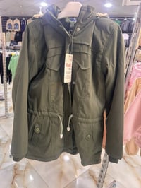 قماصل بناتي • تخفيضات • خانقين شارع المصرف