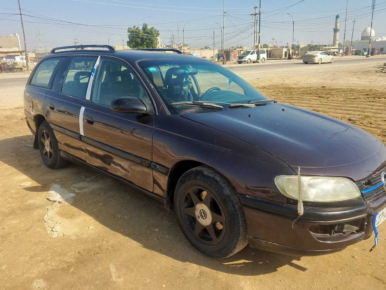 اوبل بزون موديل ٢٠٠٠رقم مثنى بسمي كيرومحرك ونجي ***********
