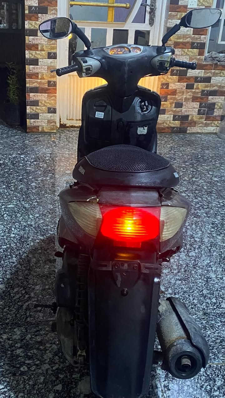 سكنس نثية ياباني 110 دراجة كلش نظيفة 
شغالة نكرة سلف كهربائيات شغالة شلعة ومعدل 
عليها أدامه كامله مكاني الشعب شارع الصحة

السعر 400 الف وبيها مجال للشراي
رقمي ***********
