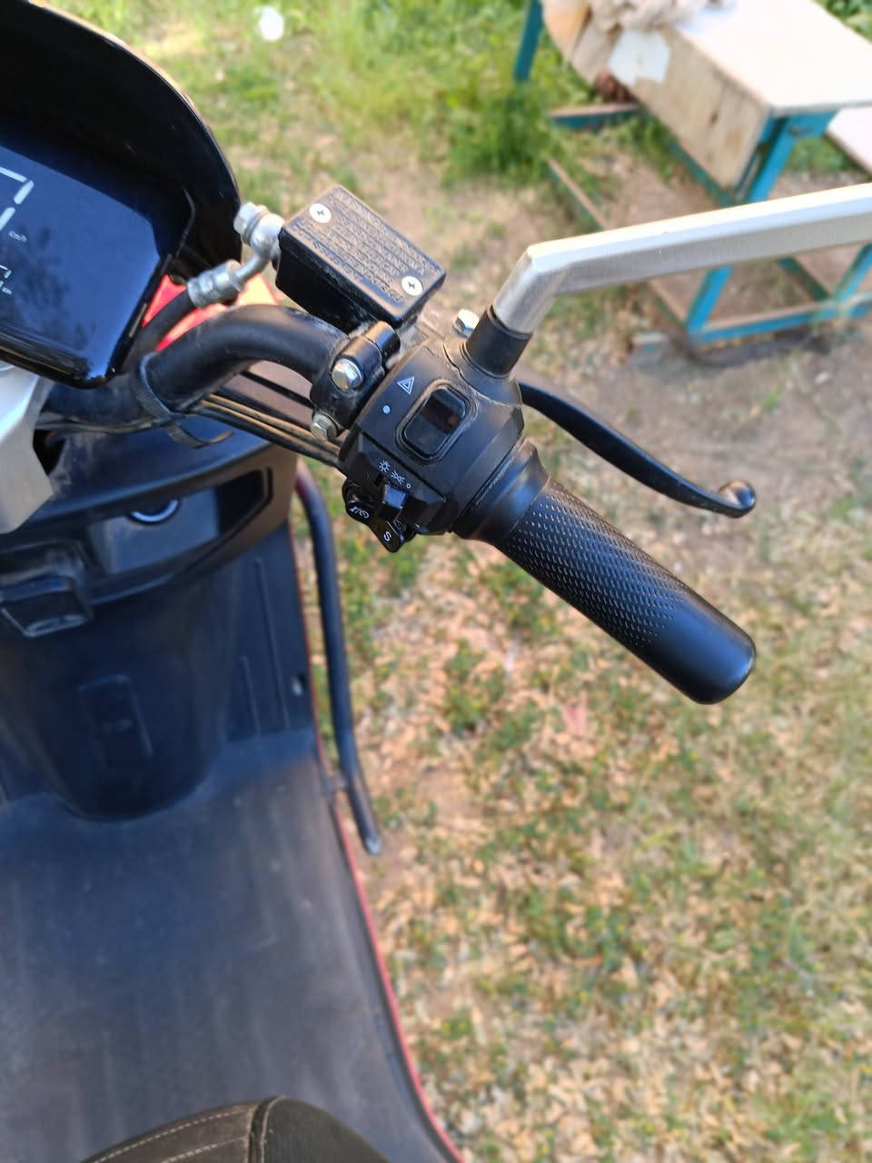 للبيع فقط 575 بي مجال  قطعه نظيفه جدا تجي تشوف بعينك
العنوان السكنية 
بطاريات على الفحص
***********
