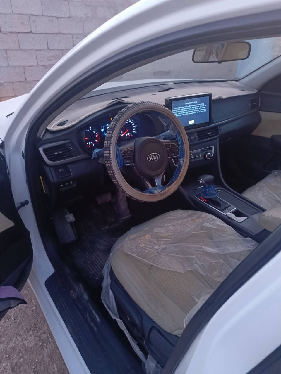 2018 وارد كوري اصل بانزين رقم بغداد محرك الفين دوش 
الاستفسار على هاذا الرقم المكان الرميثه ***********
