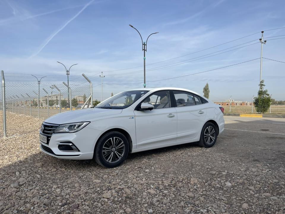 ئێمجی ٥ مۆدێل ٢٠٢٤ لوکژری فوول مواسەفات
سەیارەکە ١٤٠٠٠ کم رۆشتوە و زەمانی شەریکەی تیاماوە
دەعامی بۆ دەعامی بە شەرت. 
٥ کامێرا
ئاوێنە شەفت
دەرگا بەسمە
کۆشن هیتەر و کارەبایی
سەقف سلاید
لایت لید
سەیارەکە زۆر پاک و خاوێنە 
سەنەوی و هەموو شتێکی تازەیە و جائیزە
 بۆ نرخیش  تەلەفون یان نامە بنێرن بچوکیتان ئەکەم
***********
