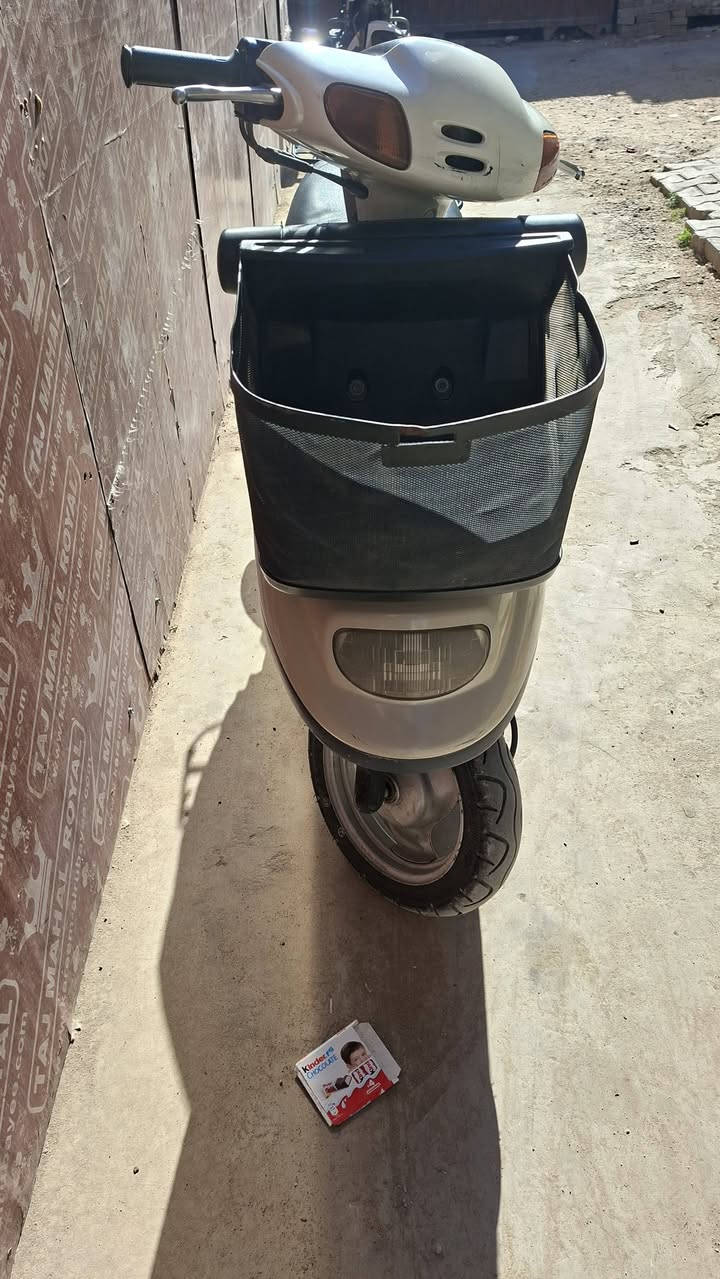 منغولي للبيع الدراجه اخت الحاويه نضيفه سعر750
***********
