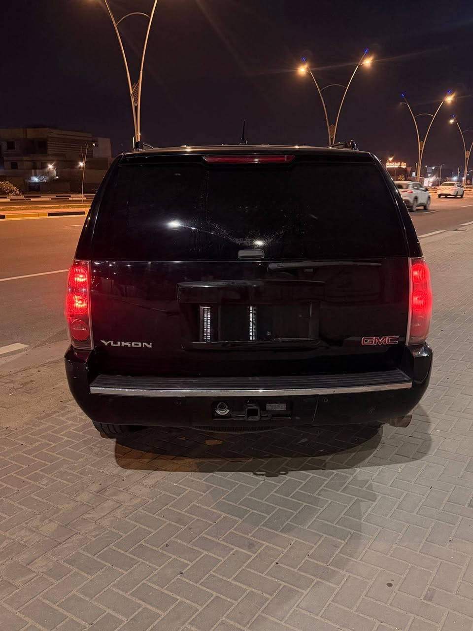 يوكن دنلي فول مواصفات فووول
ادوات موديل ٢٠٠٩ السيارة جديدة بمعنى الكلمة 
متومة طبق الاصل رقم دك وسنوية 
كفاله من الكص 
مكينة كير كفاله كسر كارتون 
تبريد ثلج فتحة بالسقف
كشنات كهربائية 
الكشنات الخلفيه سياحية 
الباب الخلفي كهربائي 
ااسعر ٨٨ وبيها مجال بيع مستعجل 
العنوان البصرة
رقم الاتصال ***********
