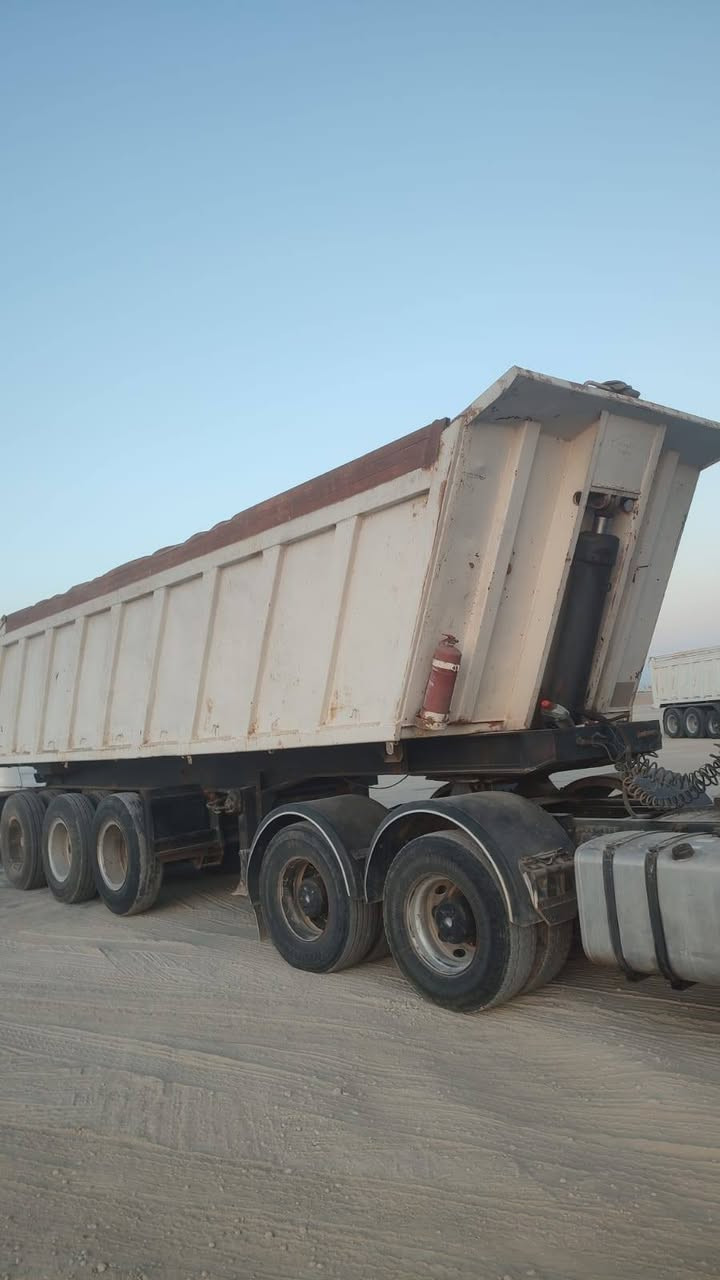 إسلام عليكم سكانيه للبيع رأس وعربانه موديل 2008 عربانه جوليكه  محرك 6 كير كهربائي رقم بصره سياره معلايه مجموعة ورده سعر رأس وعربانه 425 بس رأس 325 وبيهه مجال لاستفسار *********** العنوان البصره قضاء الدير
