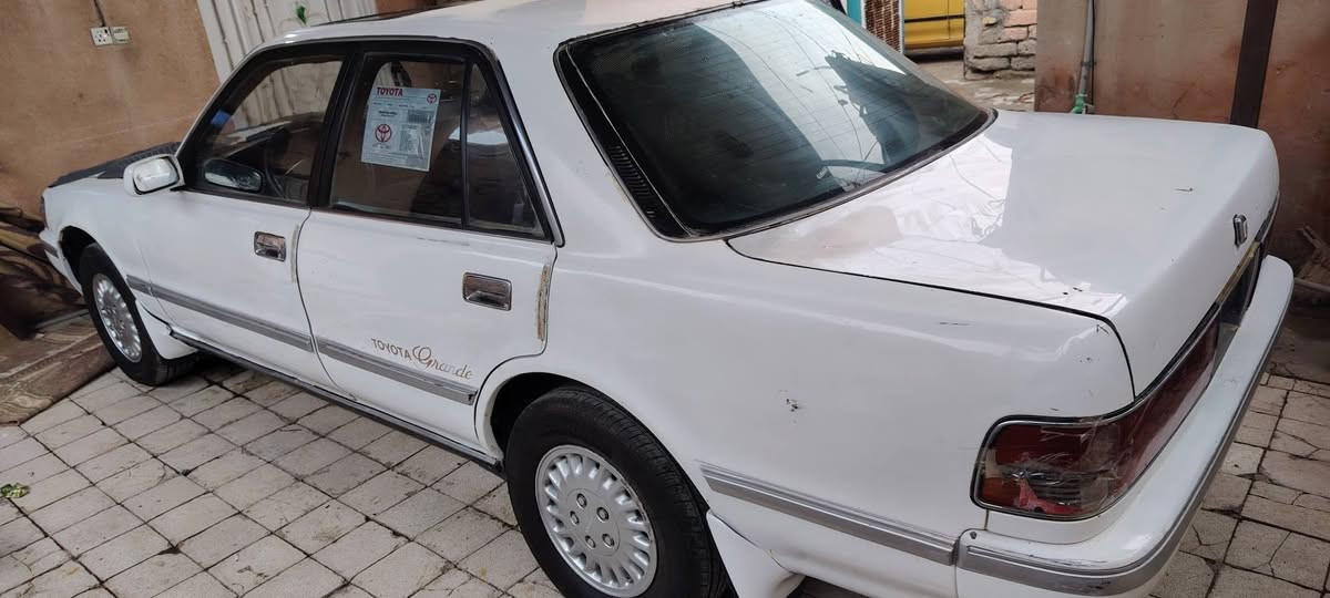 سلام عليكم كروسيدا موديل 90ايسر بلاد مكفوله من ضربه وتبديل كير ومكينه ونجي كفاله تخم تاير باتري جديد حداديه كهربائيات كله شغاله سياره احلا من صور  سنويه ل28 رقم بغداد مشروع وطنيي
سعر 58 وبيه مجال للشراي ولمو شراي لا يكسر بسعر رجاأ 
رقم الهاتف *********** مكاني عماره
