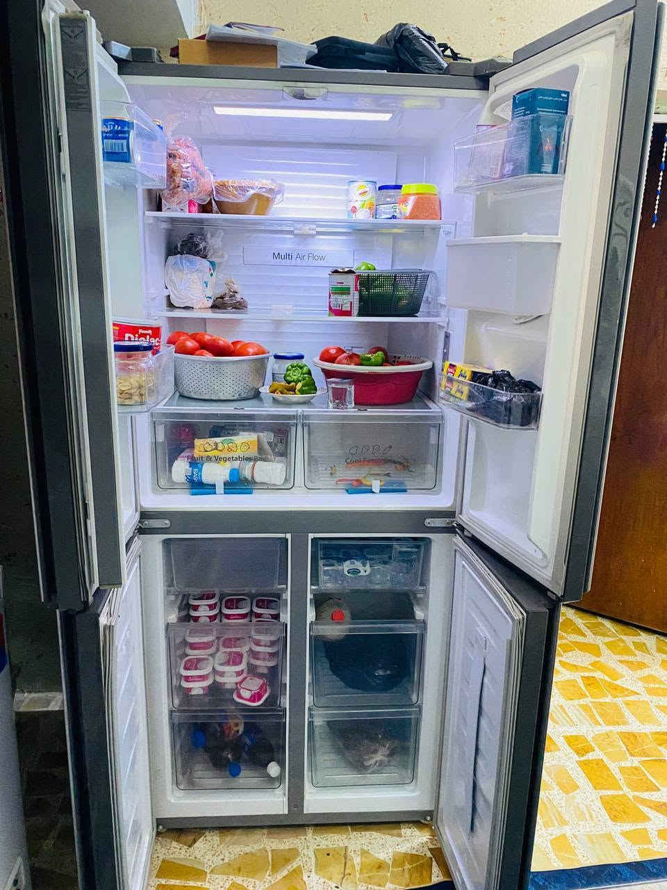 بسبب الوعود الكاذبة ثلاجات عدد 2 للبيع نظيفات مال بيت
نظافه 95 %

​تبريد سريع: تكنولوجيا تبريد سريعة للحفاظ على الأطعمة والخضار طازجة لفترة أطول.

مكانها بعقوبه المفرق 
للاستفسار ***********
