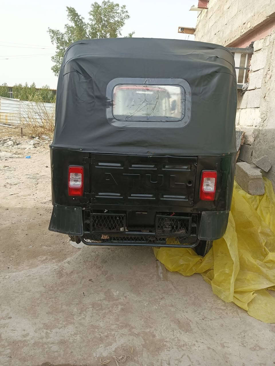 سلام عليكم تكتك أتول للبيع موديل 2019 بيه نقص ضفيره اماميه تكتك تجفيت جديد كامله بس نقص ضفيره سعر 1700 وبيه مجال ***********
