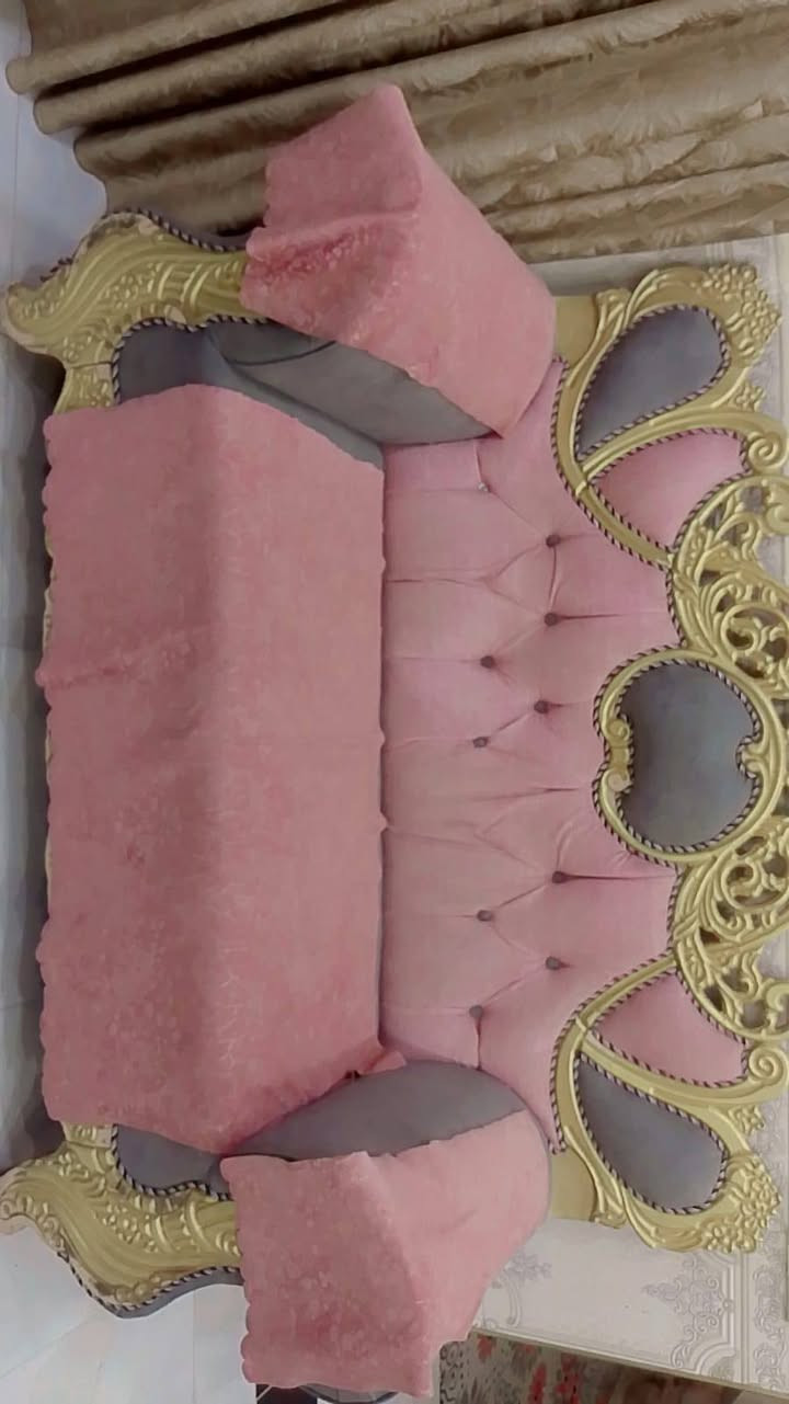 تخم قنفات 10 مقاعد
 مو هواي مستعمل للبيع بسعر 350 وبيها مجال بسيط


**إذا كنت صاحب هذا الإعلان وتريد حذفه لأي سبب، رجاءا أرسل رسالة إلى الدعم الفني**