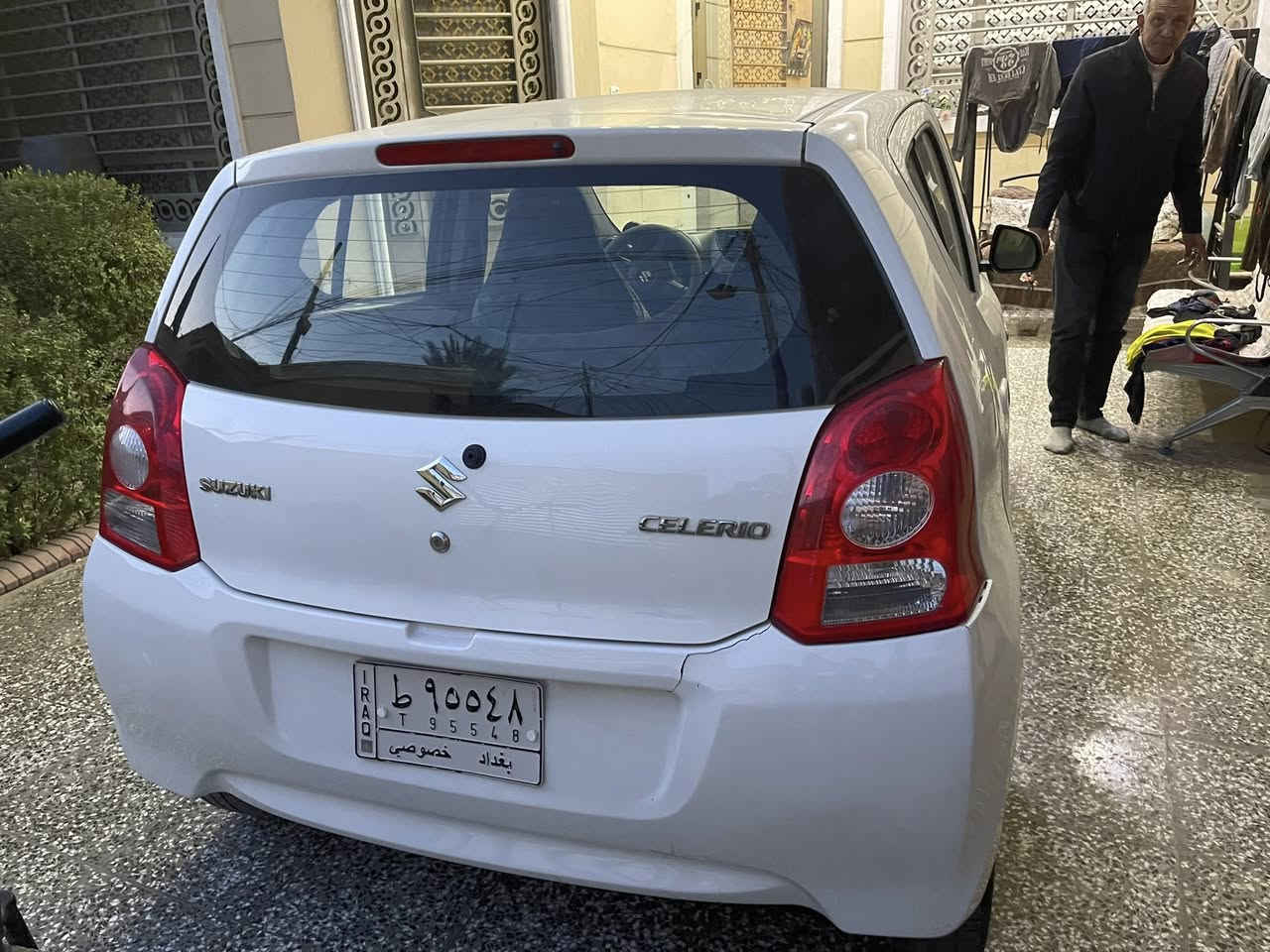 السلام عليكم سازوكي 2013 بيهه كم ملاحضه السعر ٧٤ ورقه مكان السياره البلديات رقمي ***********
