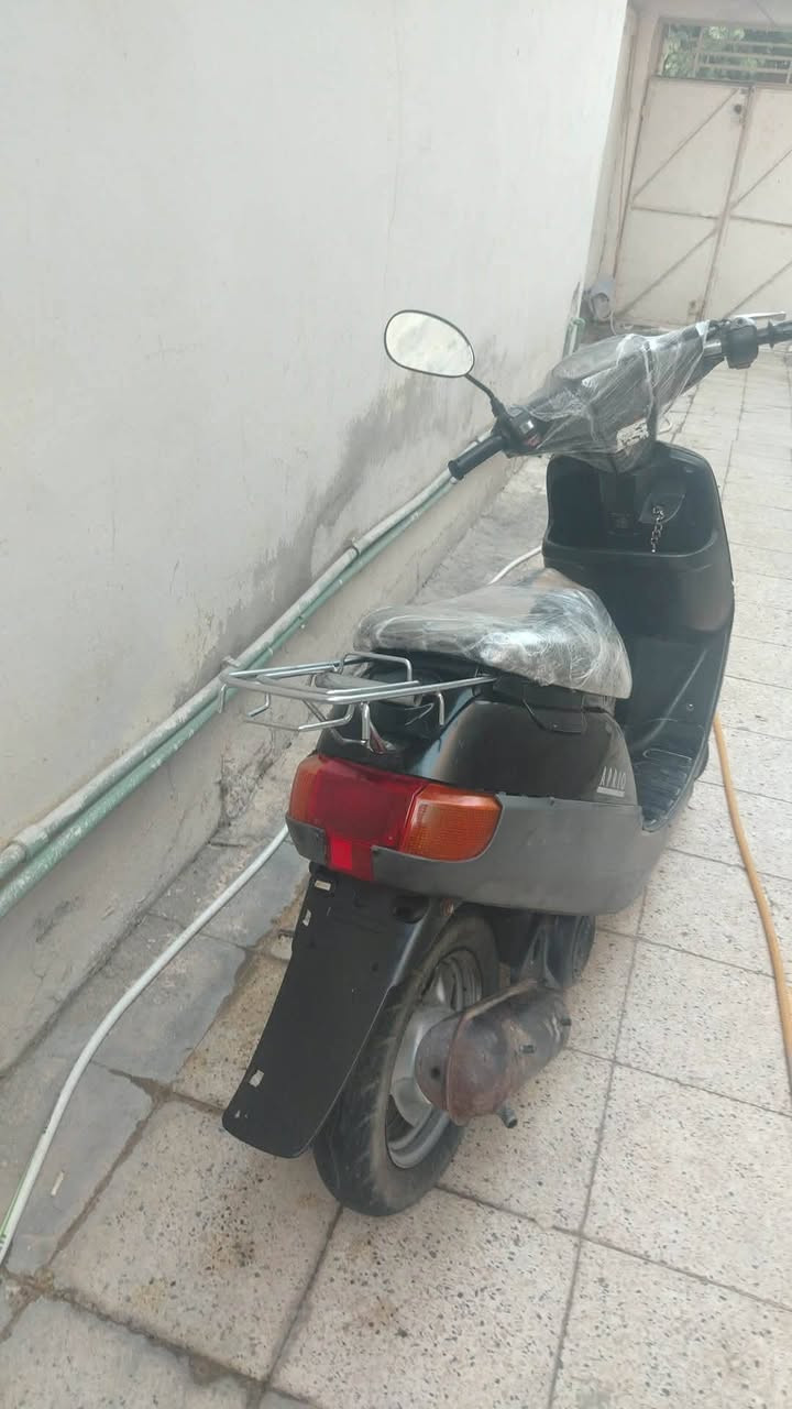 للبيع بوتين نضيف ينرادلو ترتيب وتنضيف كابريته وشوته وباتري والباقي كلو نضيف شاصي محرك العنوان حي التحرير السعرر،،200وبي مجال قليل ***********

