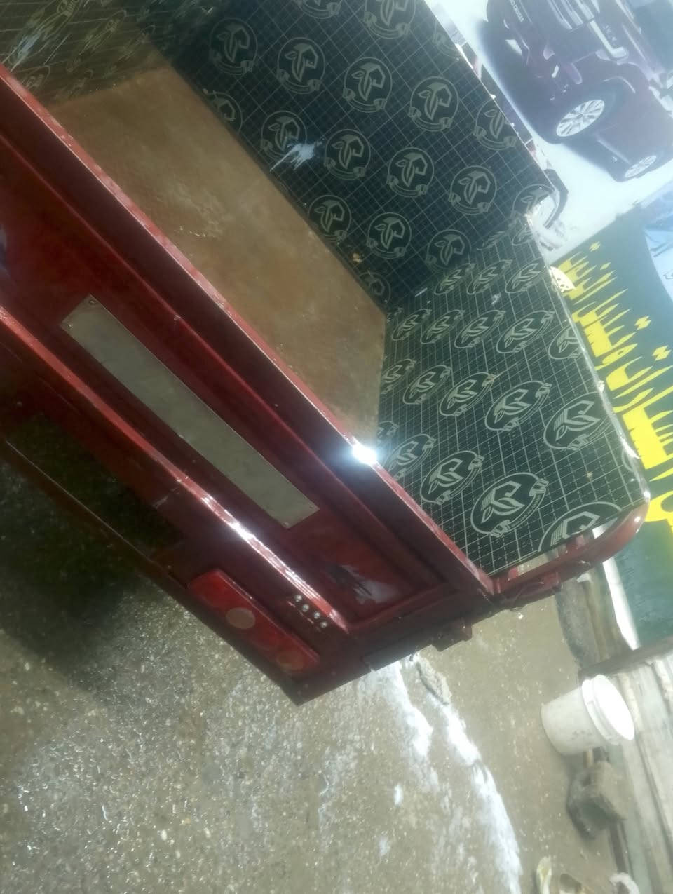 السلام عليكم ستوته دايوند2017
تفاصيل المكينه والاكسل حديث مال 26ستوته متعوب عليه مابيهه نقص من ايدك للشارع السعر 1,600وبيهه مجال حك الجيه/***********
