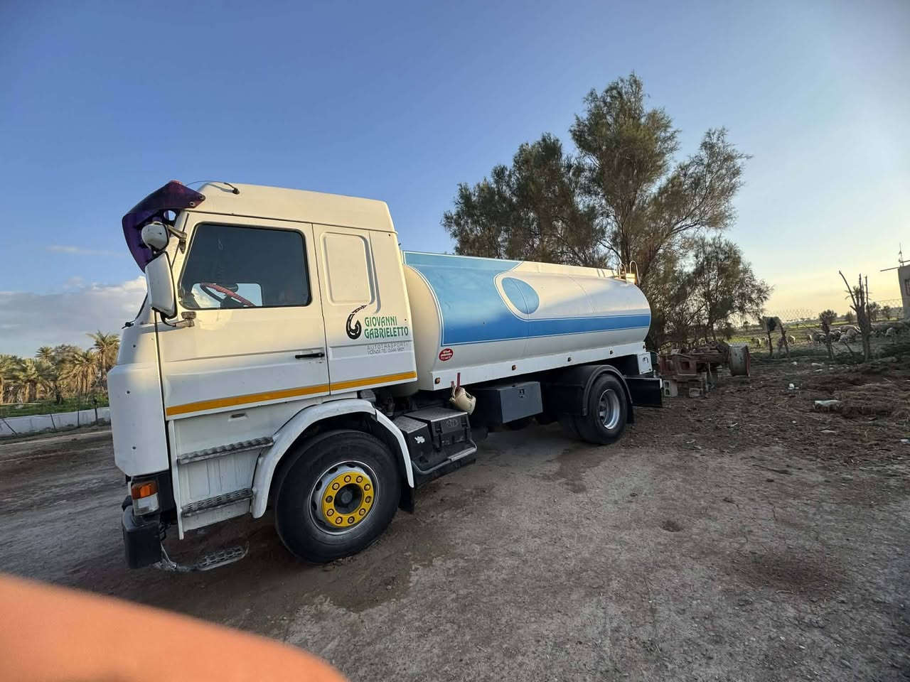 سلام عليكم تنكر ماء سكانيا للبيع موديل 96 مكان ديالى ناحيه السلام رغم انبار السعر 150وبيها مجال للطيبين اتصال خاص


**إذا كنت صاحب هذا الإعلان وتريد حذفه لأي سبب، رجاءا أرسل رسالة إلى الدعم الفني**