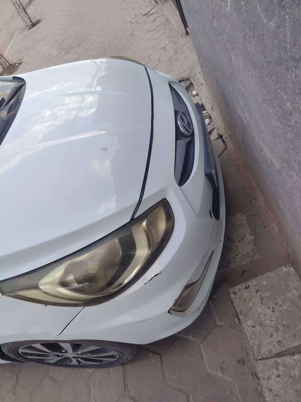 السلام عليكم
اكسنت مديل 15 خليجي
محرك 1600
كير At المرغوب
بيها رشات صبغ وبارد مكفولة من العيب الشرعي
فتحه قمارة وتبريد شغال
سعرها 90
مكاني الناصرية مركز
