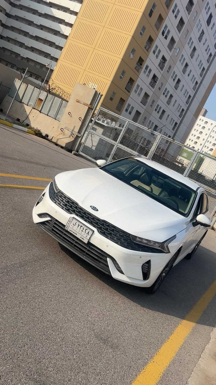 K5 كفاله عامه بدون مواصفات شركه العامه
محرك 2000 
موديل 2021 
بعدها ما طالعه من ضمان شركه
*********** فقط وتساب
