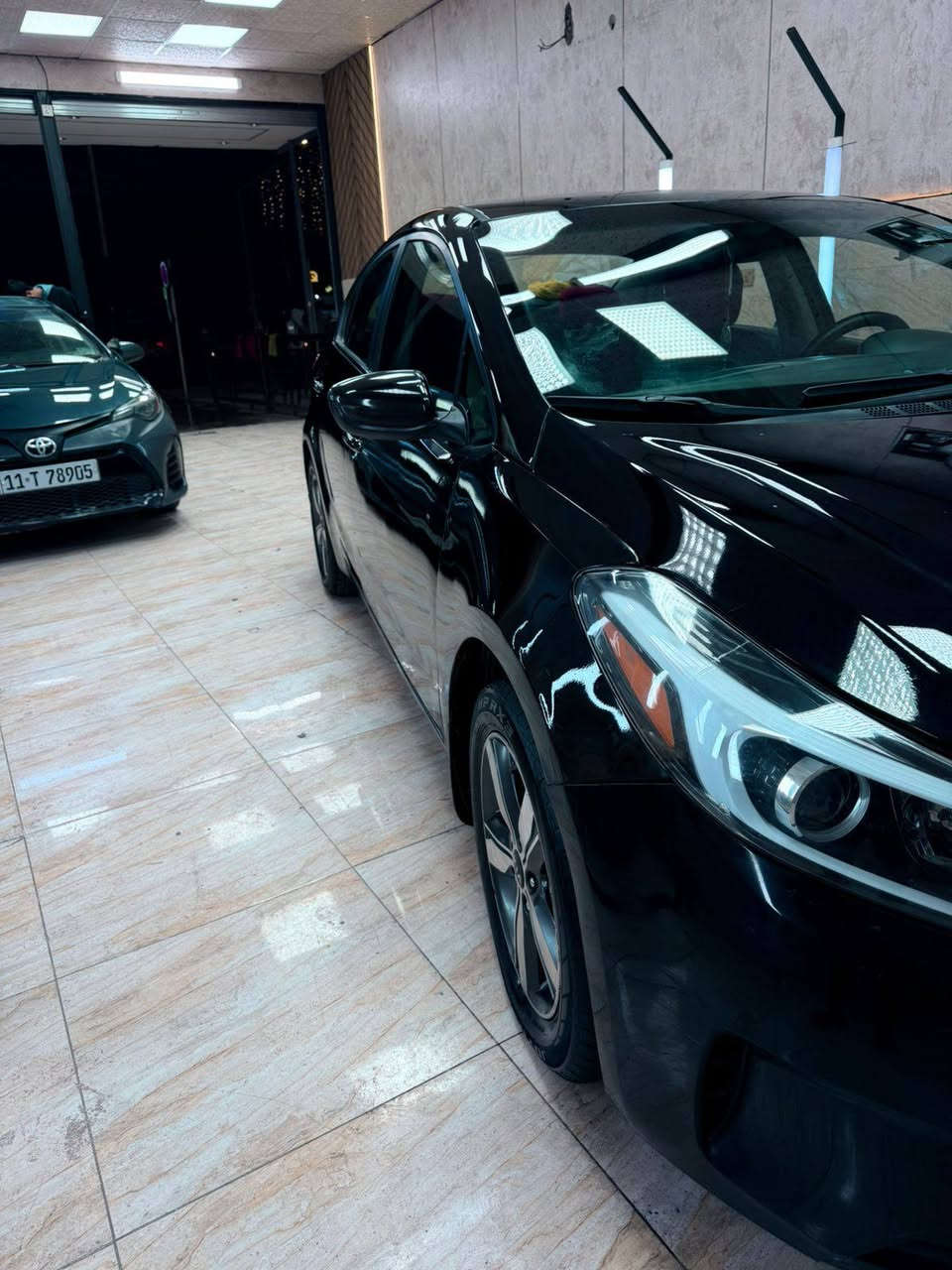 مكلف بالنشر /فورتي 18 وارد امريكي
كير مكينه مكفول سونار موجود گشر كدامك  
مستعجل على البيع.  
سعر مناسب جداً 
تحويل ثاني يوم  مكان بغداد سياره جاهزه مال بيت  

  متواجد واتساب أو اتصال /***********
@إشارة
