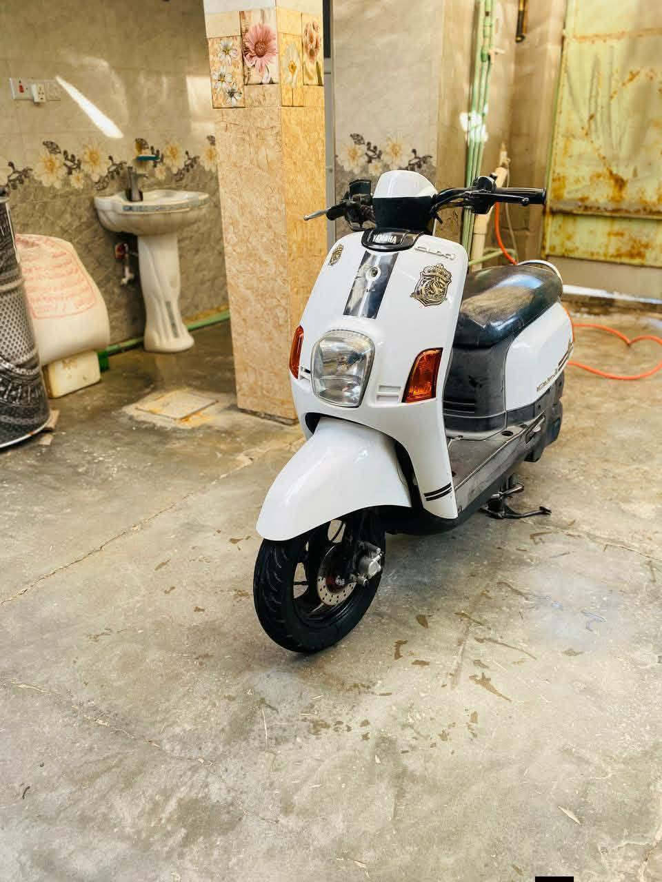 السلام عليكم
ماكس بوليس 
لبيع أو مراوس شعندك نزل 
مكفولة كفاله عامه 
***********
