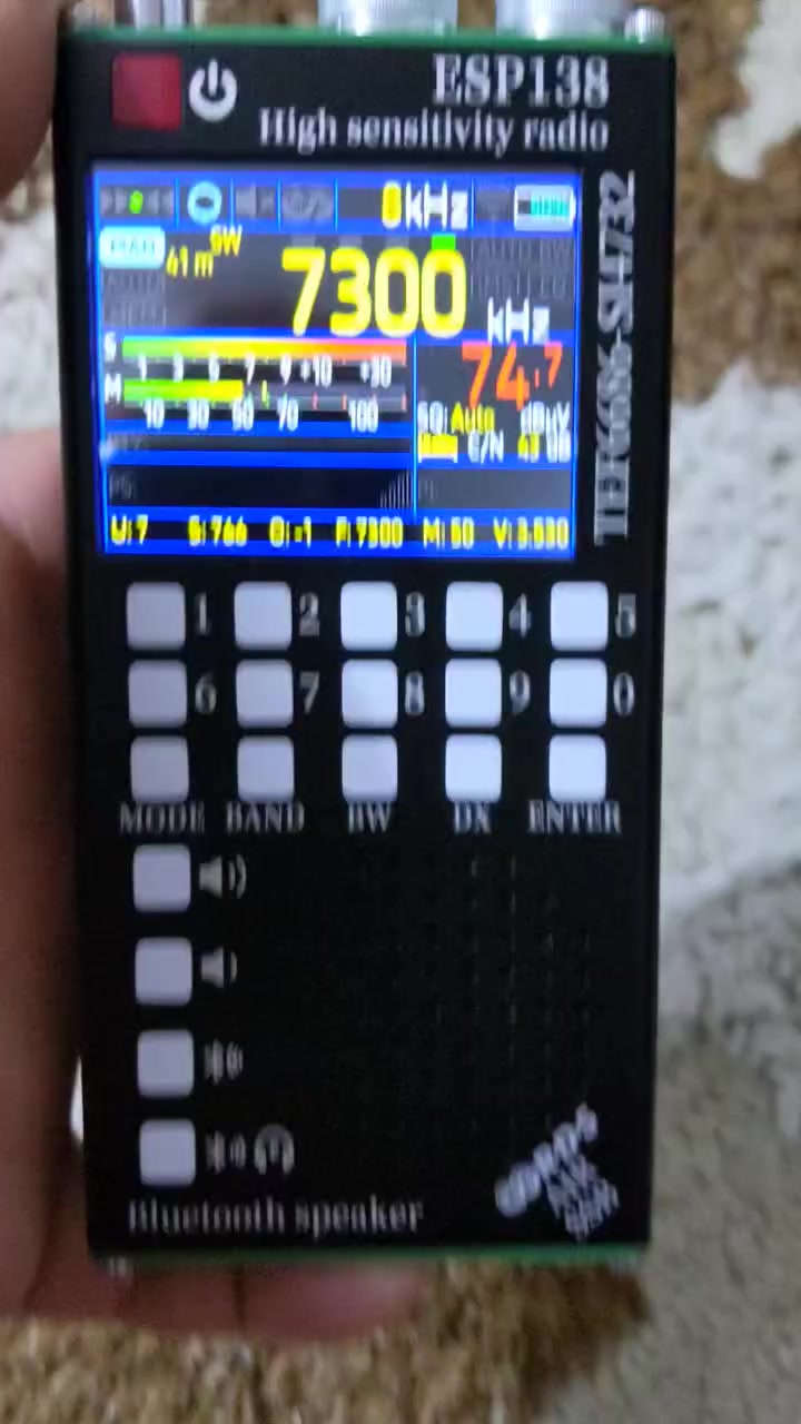 متوفر للبيع فول باند نظامين جديد لوك 
FM/LW/MW/SW/SSB/AIR
السعر    150


**إذا كنت صاحب هذا الإعلان وتريد حذفه لأي سبب، رجاءا أرسل رسالة إلى الدعم الفني**