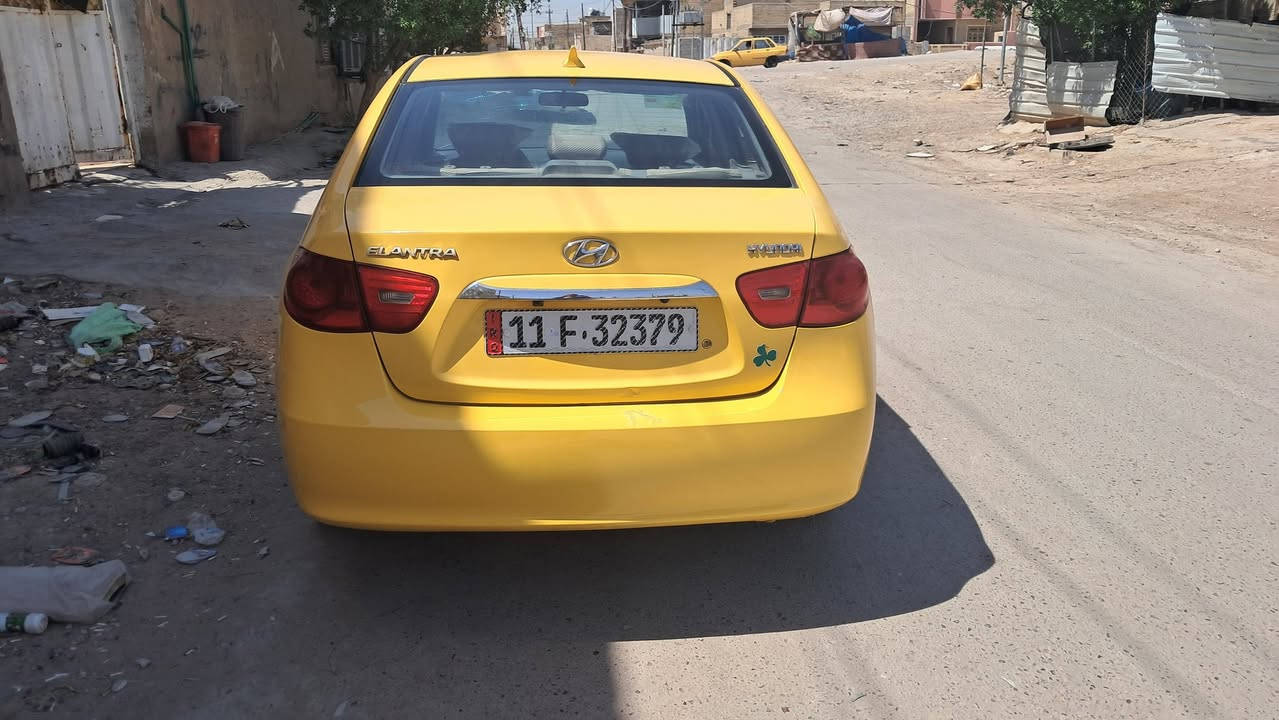النتر٢٠١٠ ورد امركي رقم بغداد دولي الحادث جاملغ امامي جهت اليمنه مشر بلخط الحمر مكينه زائد كير زائد تبريد و حداديات ودوشمه جيده بدون ارباك السياره مصفره هيئه وغرامات السعر ٨٩$وبيهه مجال التفون *********** وشراي يدلل
