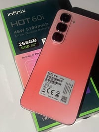 انفنكس هوت 60i ذاكرة 256 كارتونة وشاحنة اصلية السعر ١٥٠ الف بغداد الدو...