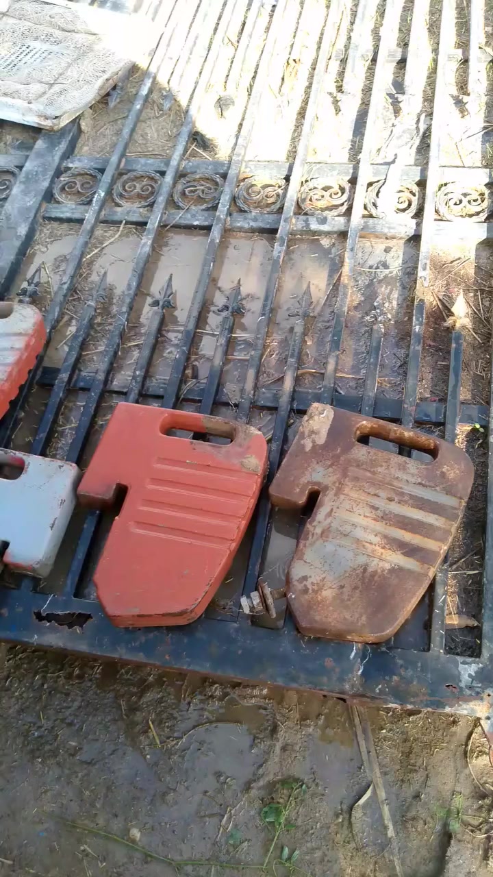 السلام عليكم للبيع ثكالات مكينه فوركسن بلاديات السعر قفل قفل الوحده 70الف المكان  الانبار الكرمه***********
