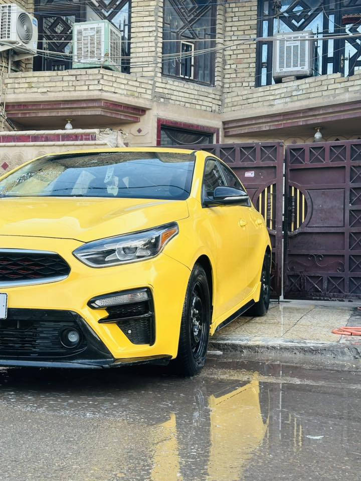 السلام عليكم
بيع مستعجل 

السعر : 155 بيهه مجال ؟

التصال : ***********

كيا فورتي  صفره تكسي

موديل 2021

موصصفات جيتلان فول 

الحادث كما مبين في الصورفقط 

رقم بغداد 

مسفره هيه 

مواصفات رادار امامي 

شفتات ستيرن 

مثبت سرعه

بصمه 

كامره خلفي

تحكم استيرن جهتين

تحديد مسار

مكاني بغداد الشعله
