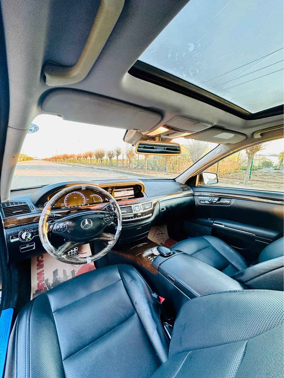 خل افاجئكم بل سعر و بسعر اقل من كامري و نظافة تقراء مئة بل مئة 👍🏻💯

صلو على الحبيب اخوان 🙏🏻

للبيع فقط !!

Mercedes Benz S class 350 2011 

اخوان السيارة وارد الماني ضمان دولي واحد على واحد و جديدة و بدون اي عطل او نقص صفر مسج و مكفولة كفالة عامة من صبغ و حادث و تبديل فقط مكانين صغير سحب PDR

موديل : 2011
وارد : الماني
محرك : 6 سلندر 3500 بانزين ارغب محرك و فئة بل مارسيدس
نسبة النضافة : 98% ماشاء الله 
ماشية : 155 الف
لون : اسود لماع 
رقم السيارة : دهوك الجديدة
مكان السيارة : اربيل

سعر السيارة : 207$💰 ورقه فقط و مجال كلش كلش قليل والله بسعر ٢٠٠٨ و ٢٠٠٩ 

رقم تليفون و واتساب : 

***********
***********

⚜️⚜️⚜️⚜️⚜️⚜️⚜️⚜️⚜️⚜️⚜️

موصفات فول 

فتحة السقف • حساسات امامية و خلفية • رادار امامي و جانبي • مانع التصادم • تحديد مسار • دبلات جبلس • بيبان كله بصمة و شفط • صندوق شفط • لايت زنون و دوارة • كامرة خلفية • بردات خلفية كهربائية • سماعات Harman/Kardon • شاشة و كيج الكتروني • ناظور ليلي • كشنات تدفئة و تبريد و خزن و حضن و فول كهربائية • ستيرن مهربائي و خزن • شفتات بلستيرن • كير تعليك • شاشة دي ڤي دي و كنترول • سيدي بوكس • بريك لمس • اوتو هولد • اتو ستارت ستوب • مرايات شفط • كشنات خلفية هيتر و تحكم بل بردات • و بعد كلش اهواي مواصفات ممذكورة … 

السيارة جاهزة و هسة مسويله سيرفز عام من ناحية دبلات و صدر و دهن و هايدروليك و تخم تاير يعني جاهزة تجي و تشوفه بعينك دينار واحد متصرف عليها 💯

گير و محرك كفالة ممفتوحة و بدون اي ملاحضة ماشاء الله 🙏🏻💯

رقم و فحص و هزة و سنوية كله جديدة و بأسمي تحولها نفس اليوم 🙏🏻💯

اخوان السيارة جوة سعره و اخواتها تنباعن بهيجي سعر فدوة لا تكسر بحلال العالم و السيارة يخبل و لوك بل باكيت 👍🏻 أربيل, العراق
