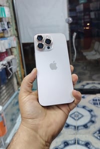 ايفون 16 برو ماكس • ٢٥٦ • بطارية ١٠٠%