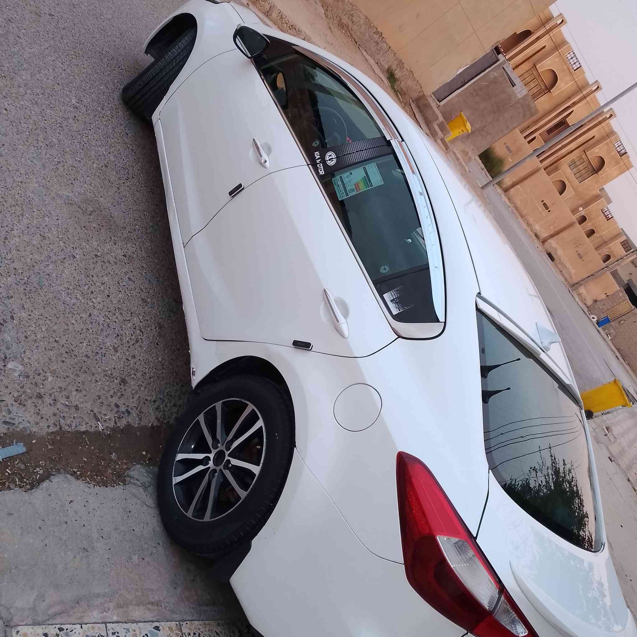 سلام عليكم كيه سيراتو موديل 14 خليجي محرك 1800 دوش رقم اربيل سيارة جاهزه من كل نواحي صدر امامي خلفي جديد بيه بارد قليل بيع او مراوس حسب القناعه السعر 120 وبيه مجال العنوان الانبار الرمادي للاستفسار اتصال بل رقم ***********
