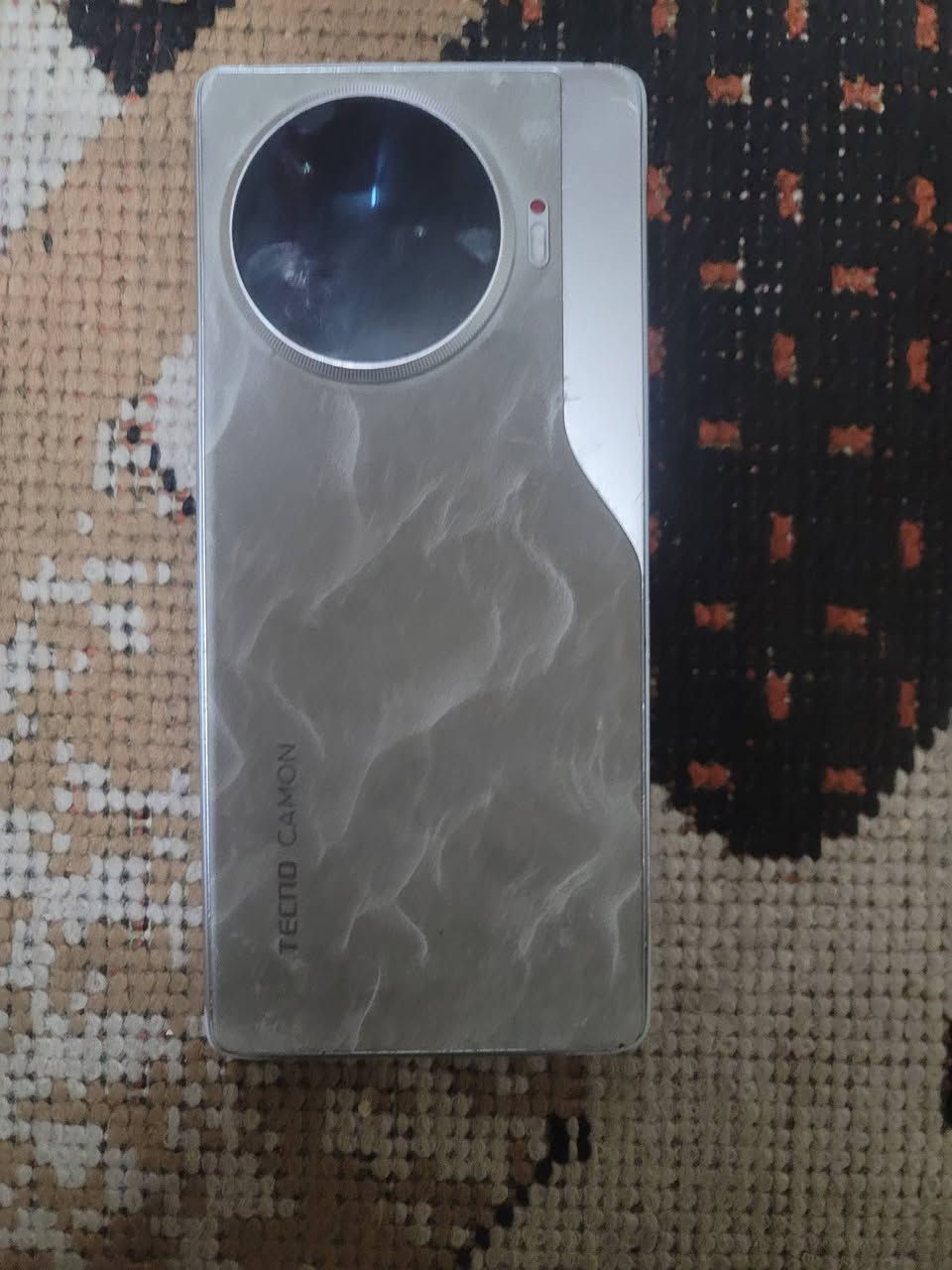 جهاز تكنو كمون 30بروه 5g  البيع سعر 110 بي مجال بسيط حك جيه مكاني مدينه  الصدر *********** وتساب
